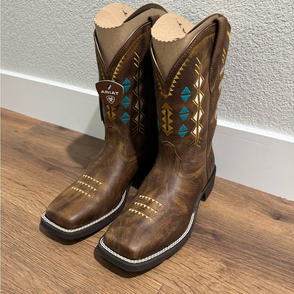 Ariat Women’s Brown Boots with Turquoise and Tan Accents
